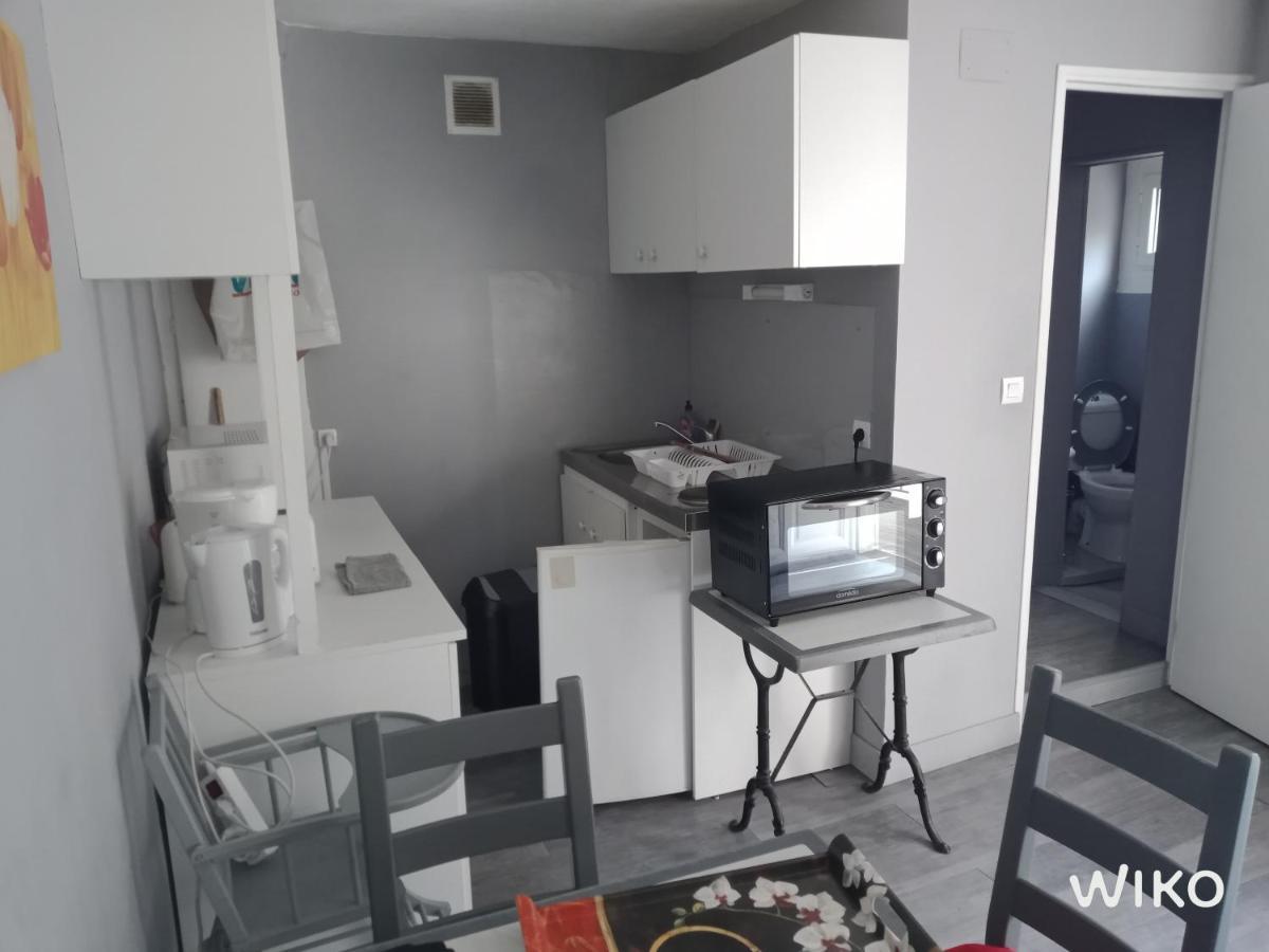 تول Appartement Centre Ville Avec Balcon -Terrasse Prive المظهر الخارجي الصورة